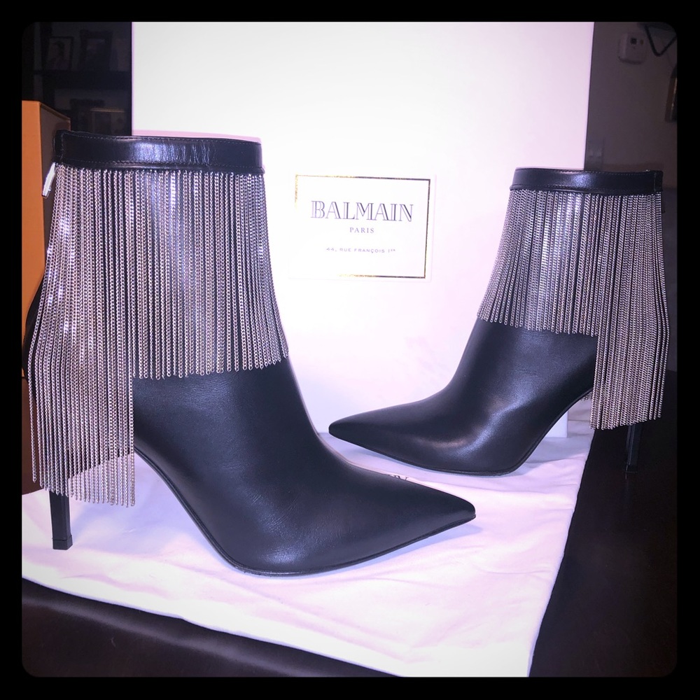 SOLD! Authentic Balmain Leather Booties - Picture 6 of 8